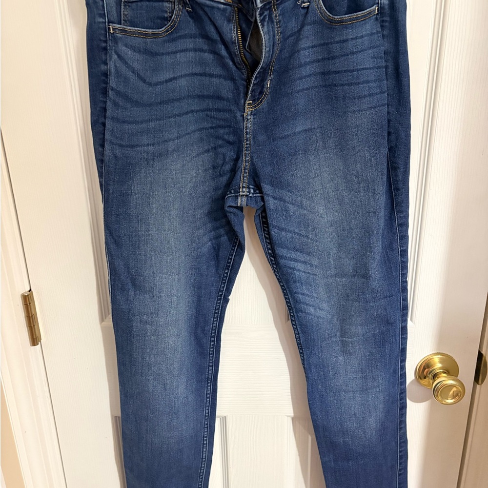 Hollister Men's Dark Blue Skinny Jeans